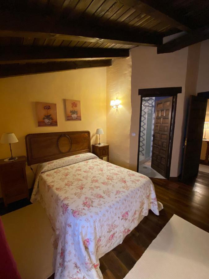 Casa Rural Dos Reales San Cristobal de Boedo Exteriör bild