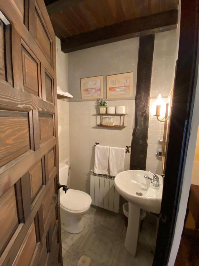 Casa Rural Dos Reales San Cristobal de Boedo Exteriör bild