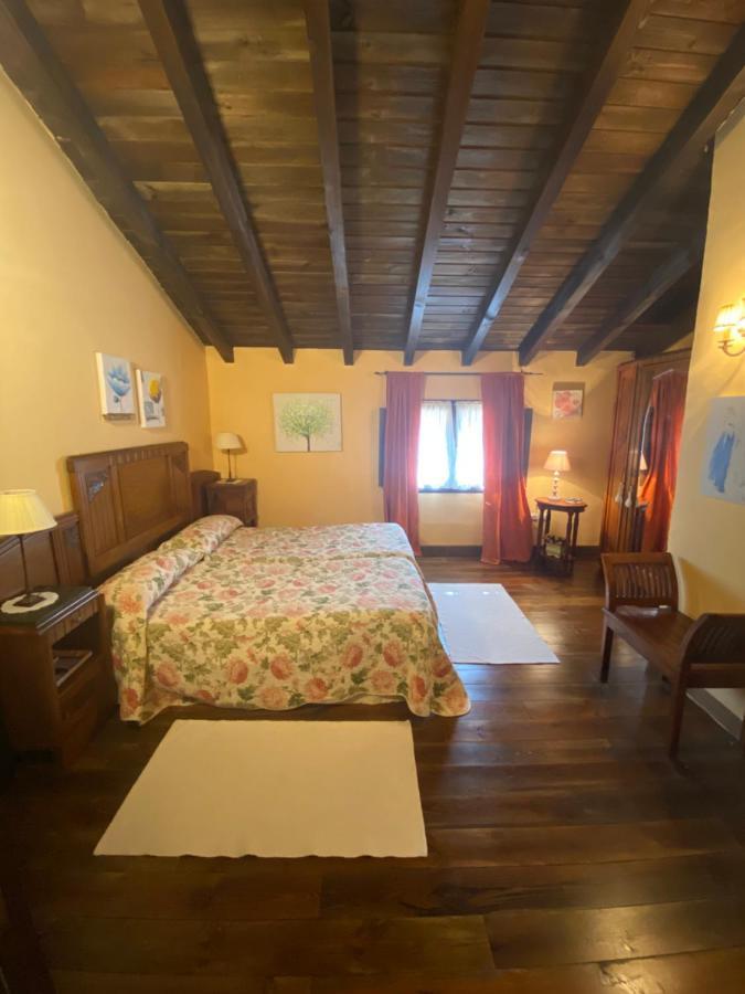 Casa Rural Dos Reales San Cristobal de Boedo Exteriör bild